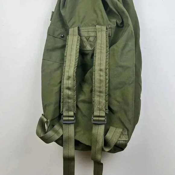 Vintage Military US Olive Drab Backpack - Picture 4 of 6